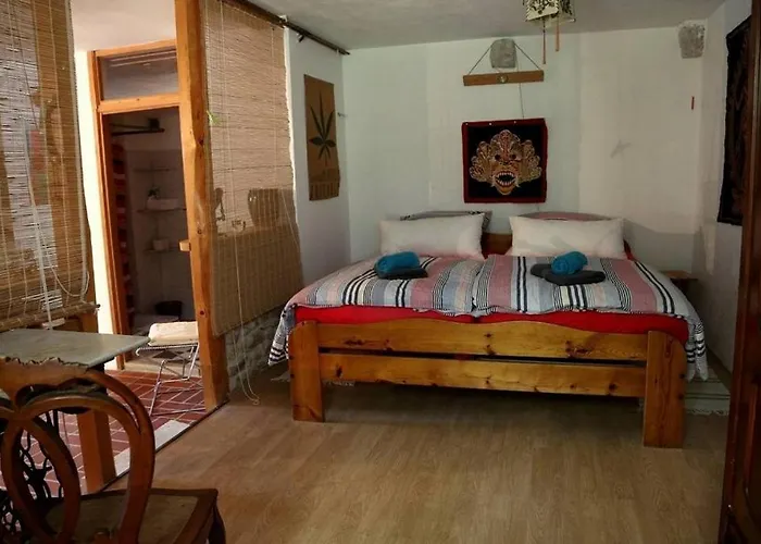 Secluded Fisherman's Cove Sveti Ante, Hvar - 24817 * Sveti Anton (Hvar)