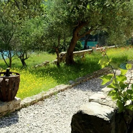 Secluded Fisherman's Cove Sveti Ante, Hvar - 24817 Будинок відпочинку *